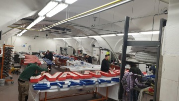 Výroba světelné reklamy