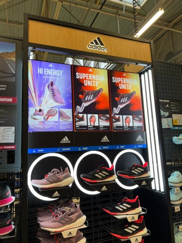 Světelná reklama Ostrava - Rizzly - Adidas